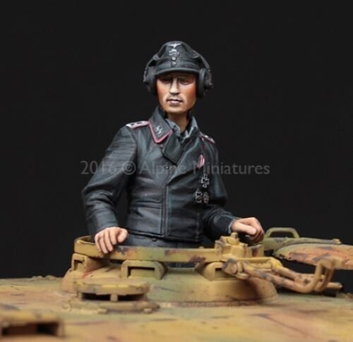 Alpine Miniatures 35223 1/35 WSS Tiger Commander - Image 2