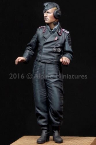 Alpine Miniatures 35223 1/35 WSS Tiger Commander - Image 3