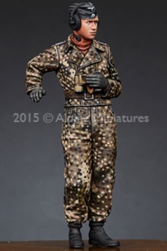 Alpine Miniatures 35188 1/35 WSS Panzer Commander #2 - Image 5