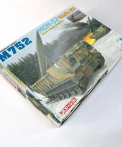 Dragon 3592 1/35 M752 Tactical Ballistic Missile Launcher + 1/35 MGM-52 Lance Missile Launcher