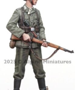 Alternative view of ALPINE MINIATURES 35331 1/35 German Grenadier