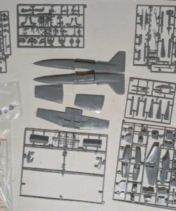 Alternative view of AT-3B Tzu-Chiang Fighter Kiddyland KC-6 1:48 (open box)