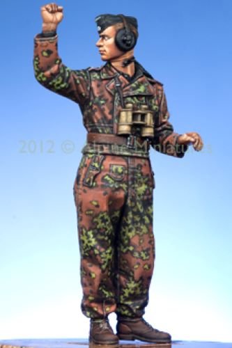 Alpine Miniatures 35139 1/35 WSS Panzer Commander #1 - Image 11