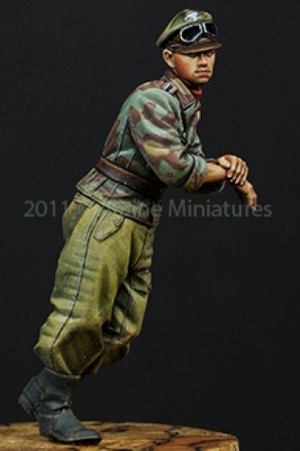 Alpine Miniatures 35145 1/35 WSS AFV Crew Leaning - Image 7