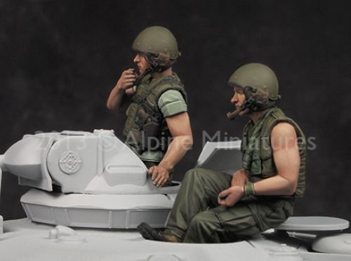 Share Alpine Miniatures 35162 1/35 US Tanker Vietnam War Set (2 Figures) - Image 4