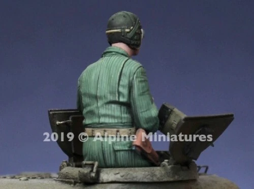 Alpine Miniatures 1/35 35270 US Tank Commander Summer - Image 2