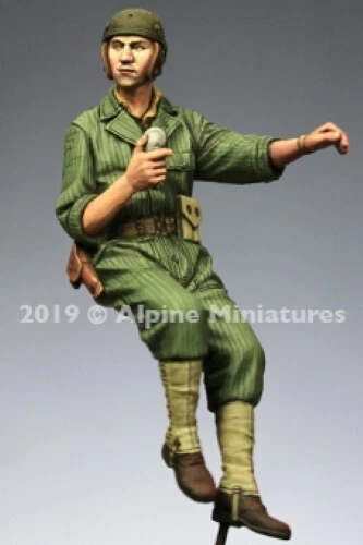 Alpine Miniatures 1/35 35270 US Tank Commander Summer - Image 4