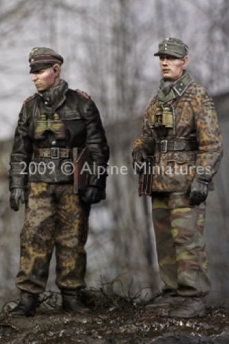 Alpine Miniatures 35077 1/35 LAH Officers in the Ardennes Set (2 figures) - Image 2