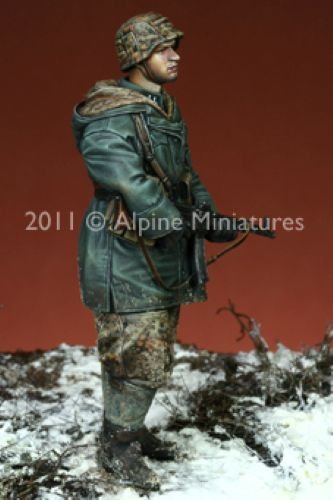 Alpine Miniatures 35111 - 1/35 WSS Grenadier Late War #1 - Image 3