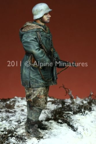Alpine Miniatures 35111 - 1/35 WSS Grenadier Late War #1 - Image 4