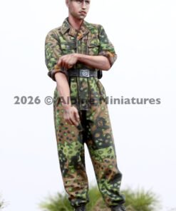 ALPINE MINIATURES 35337 1/35 WSS Panzer Crew - Image 3